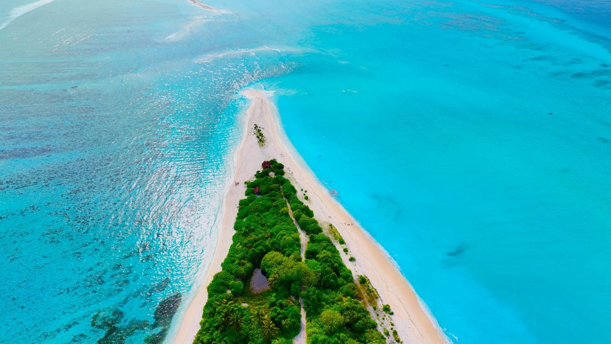 White Tern Maldives Hotel Maamigili Island Exterior photo